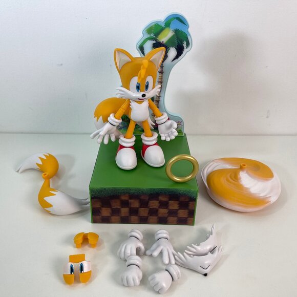 Sonic The Hedgehog Ultimate 6” Tails Collector Edition Action Figure - Picture 1 of 6